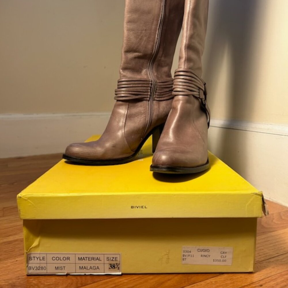 boots - Picture 3 of 4